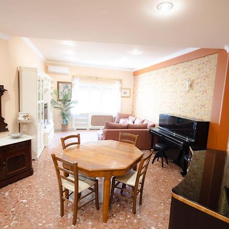Апартаменты La Casa Di Daniela Лидо-ди-Остия Экстерьер фото